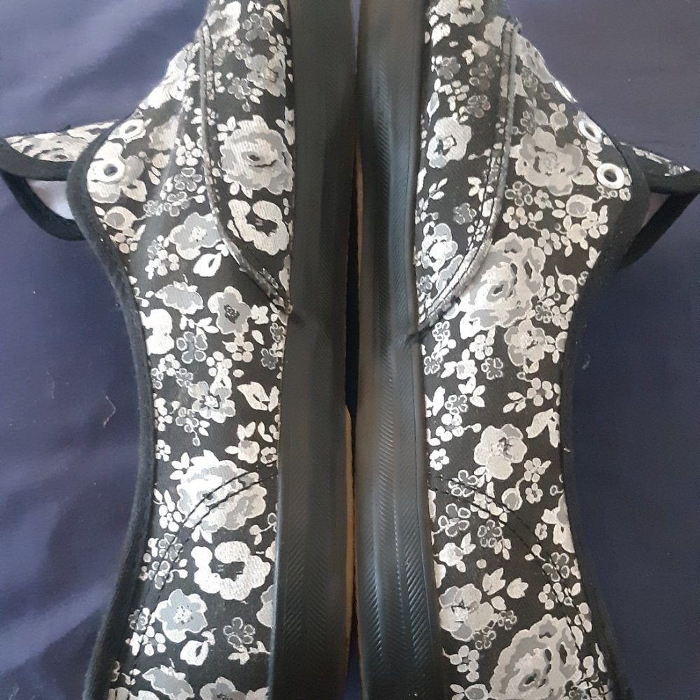 Flowered Black KEDS! - Picture 3 of 4